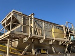 Chassis with Screen Deck