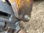 Chassis with Quick Coupler to Arms Pins