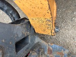 Chassis with Quick Coupler to Arms Pins