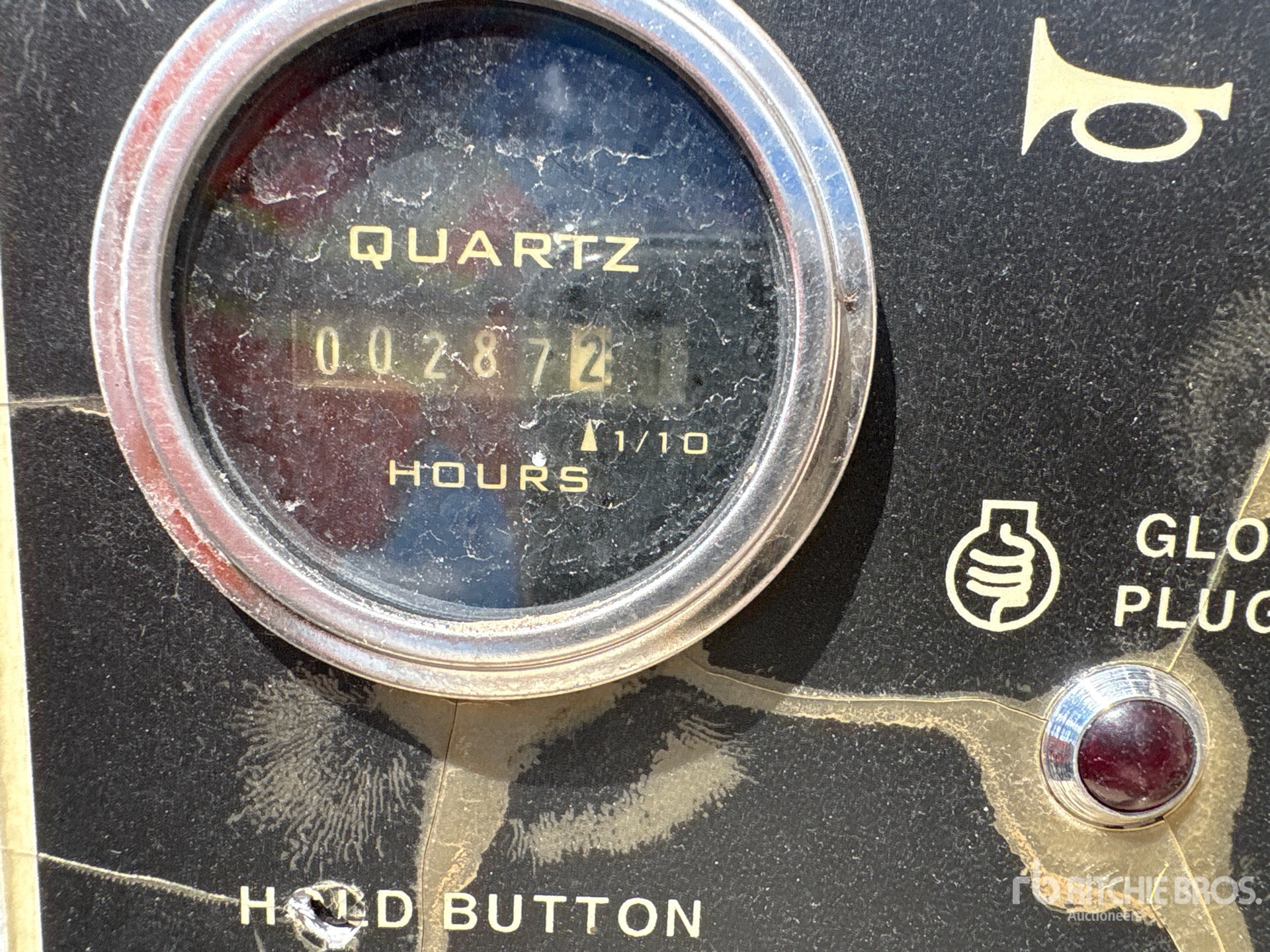 General Appearance with Hour Meter / Odometer