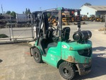 General Appearance - Lift Truck* with Picture, Left Rear Corner