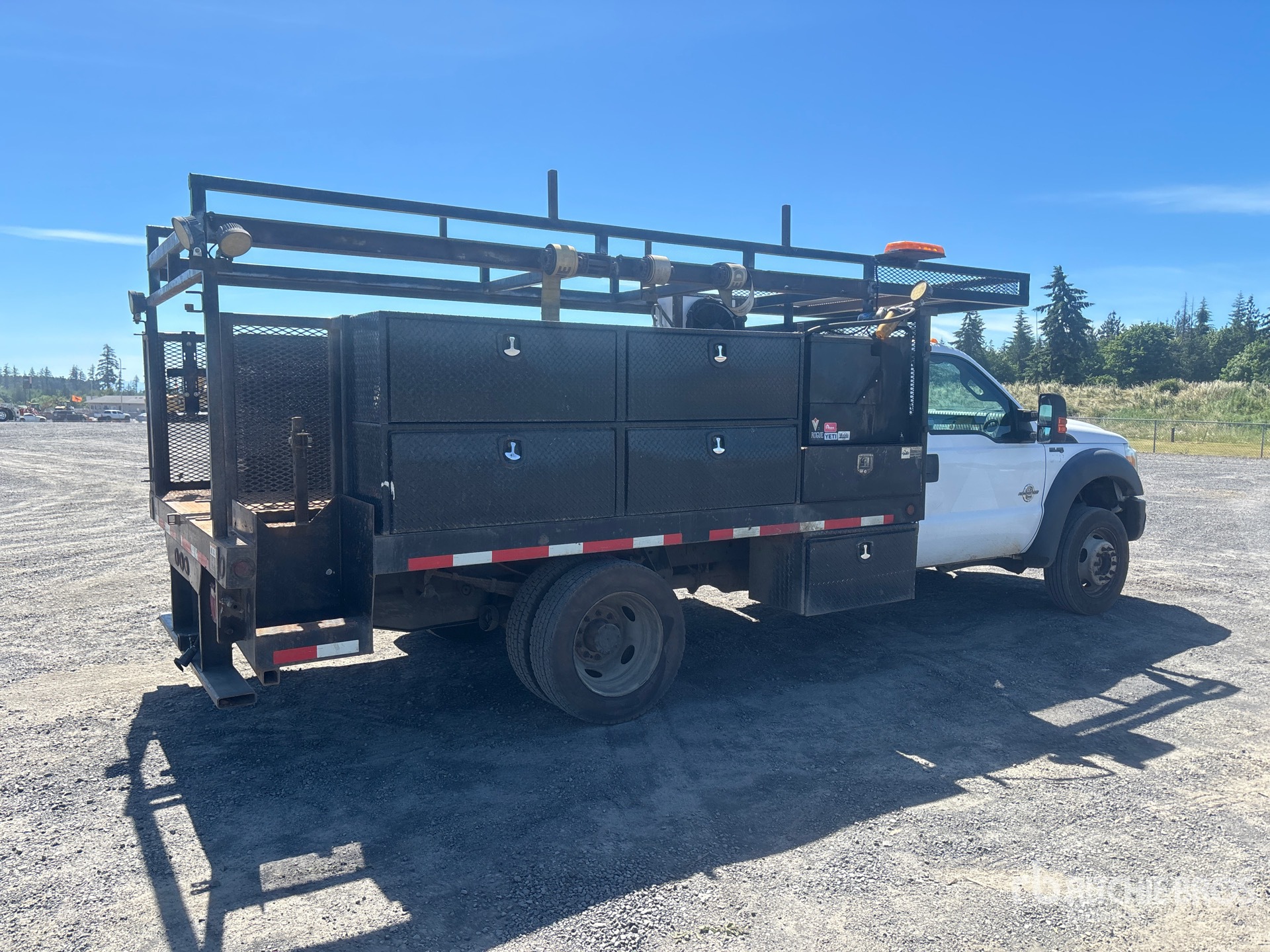 General Appearance with Picture, Right Rear Corner