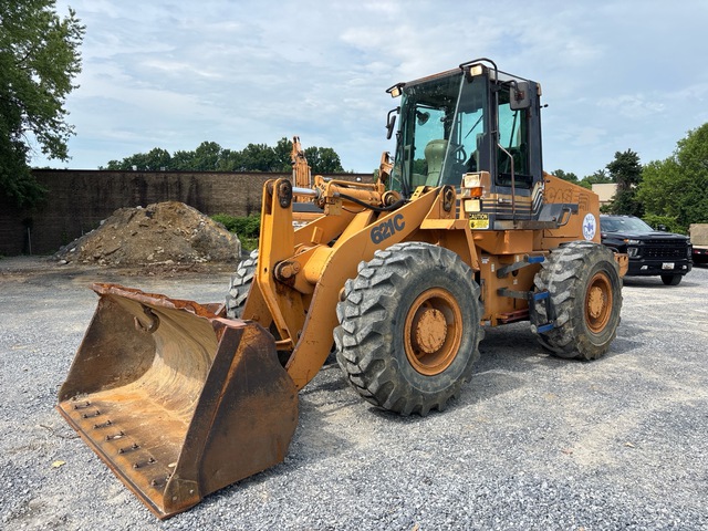 2000 Case 621C Wheel Loader
