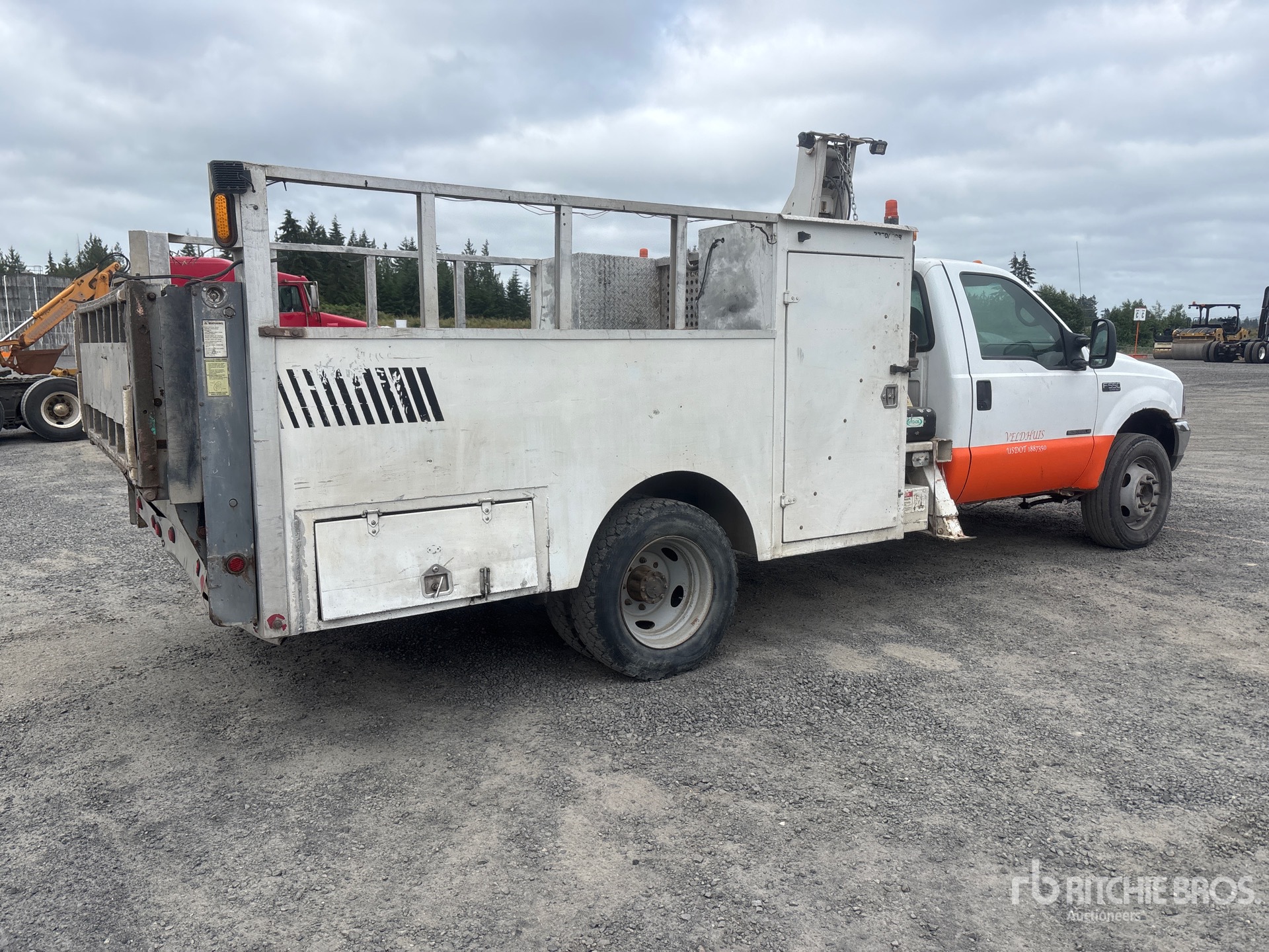 General Appearance with Picture, Right Rear Corner