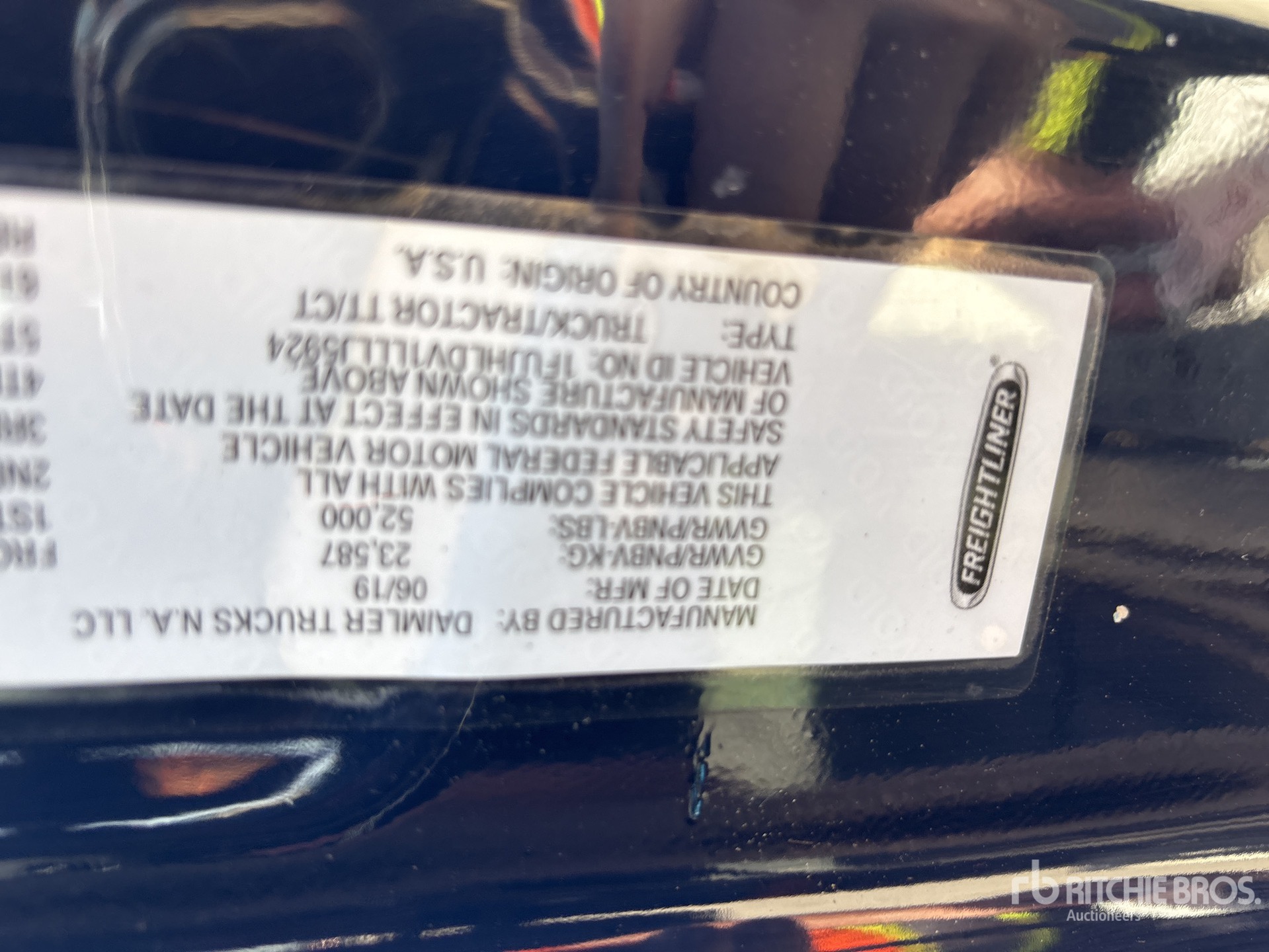 Photo of a 2020 Freightliner CASCADIA 126
