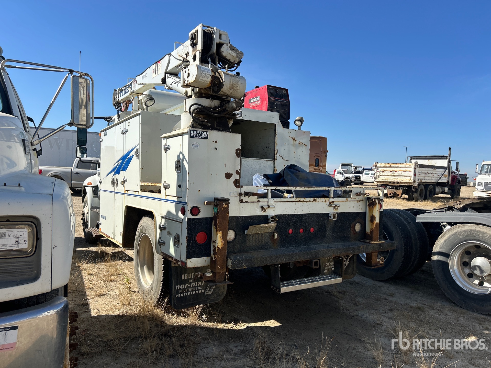 2005 International DURASTAR 4300