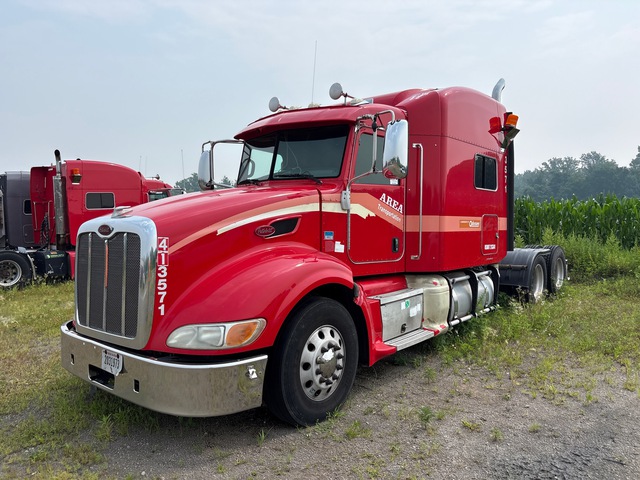 2015 Peterbilt 386 6x4 T/A Sleeper Truck Tractor (Glider Kit)