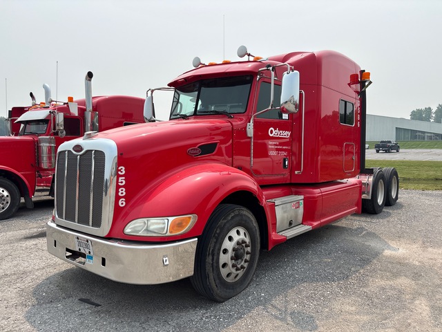 2015 Peterbilt 386 6x4 T/A Sleeper Truck Tractor (Glider Kit)