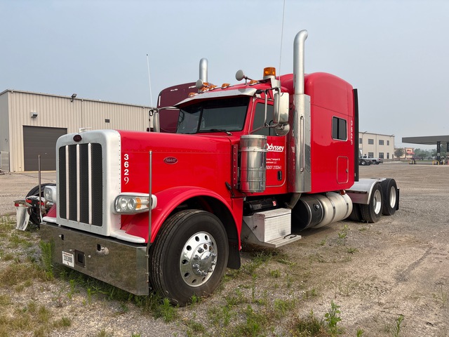 2019 Peterbilt 389 6x4 T/A Sleeper Truck Tractor