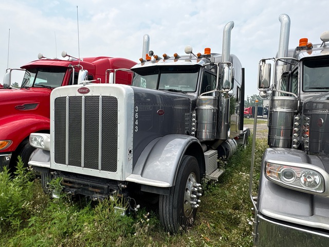 2020 Peterbilt 389 6x4 T/A Sleeper Truck Tractor
