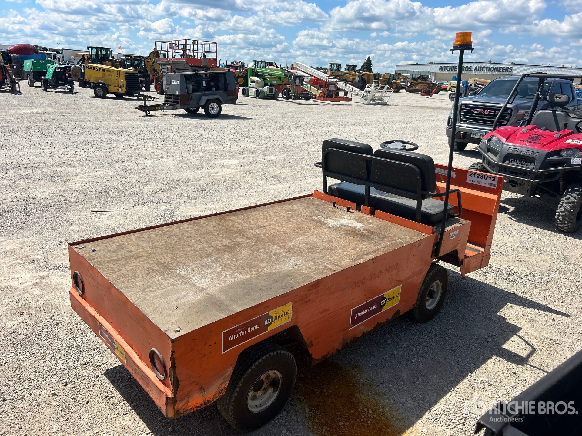 General Appearance with Picture, Right Rear Corner