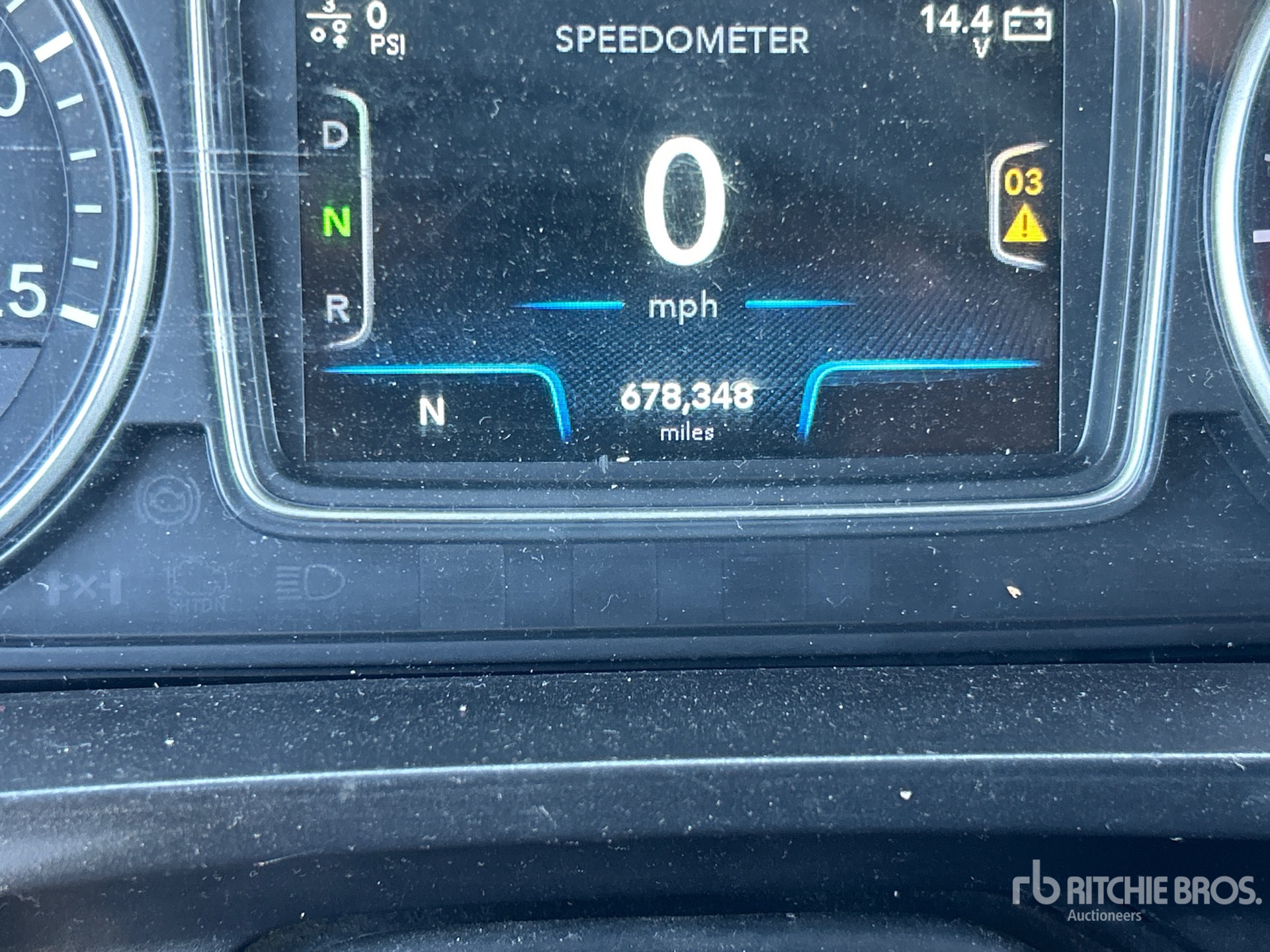 2020 International LT625