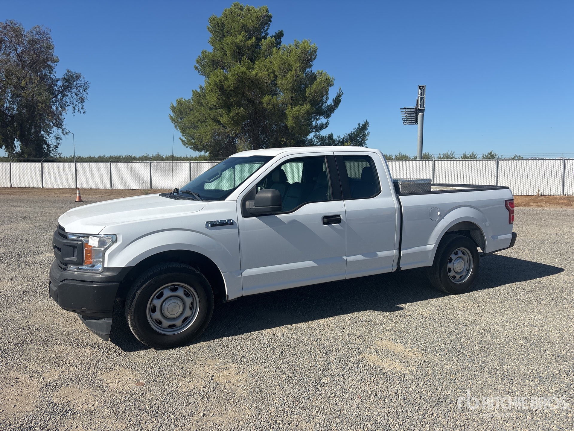 General Appearance with Featured Photo