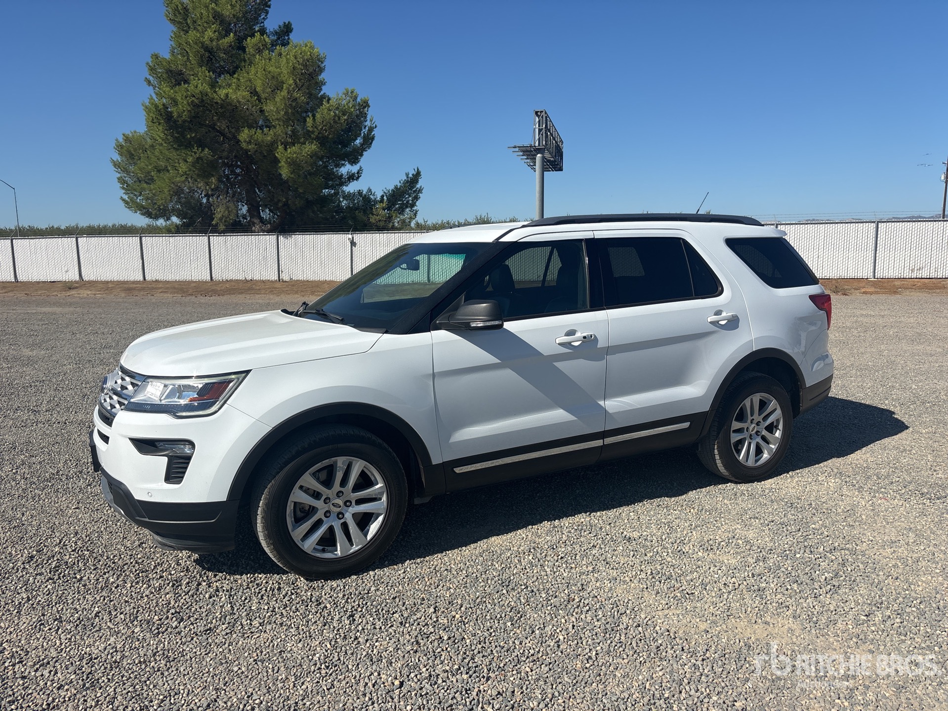General Appearance with Featured Photo