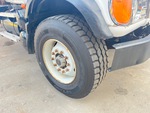 Underbody with Right Steer Tire