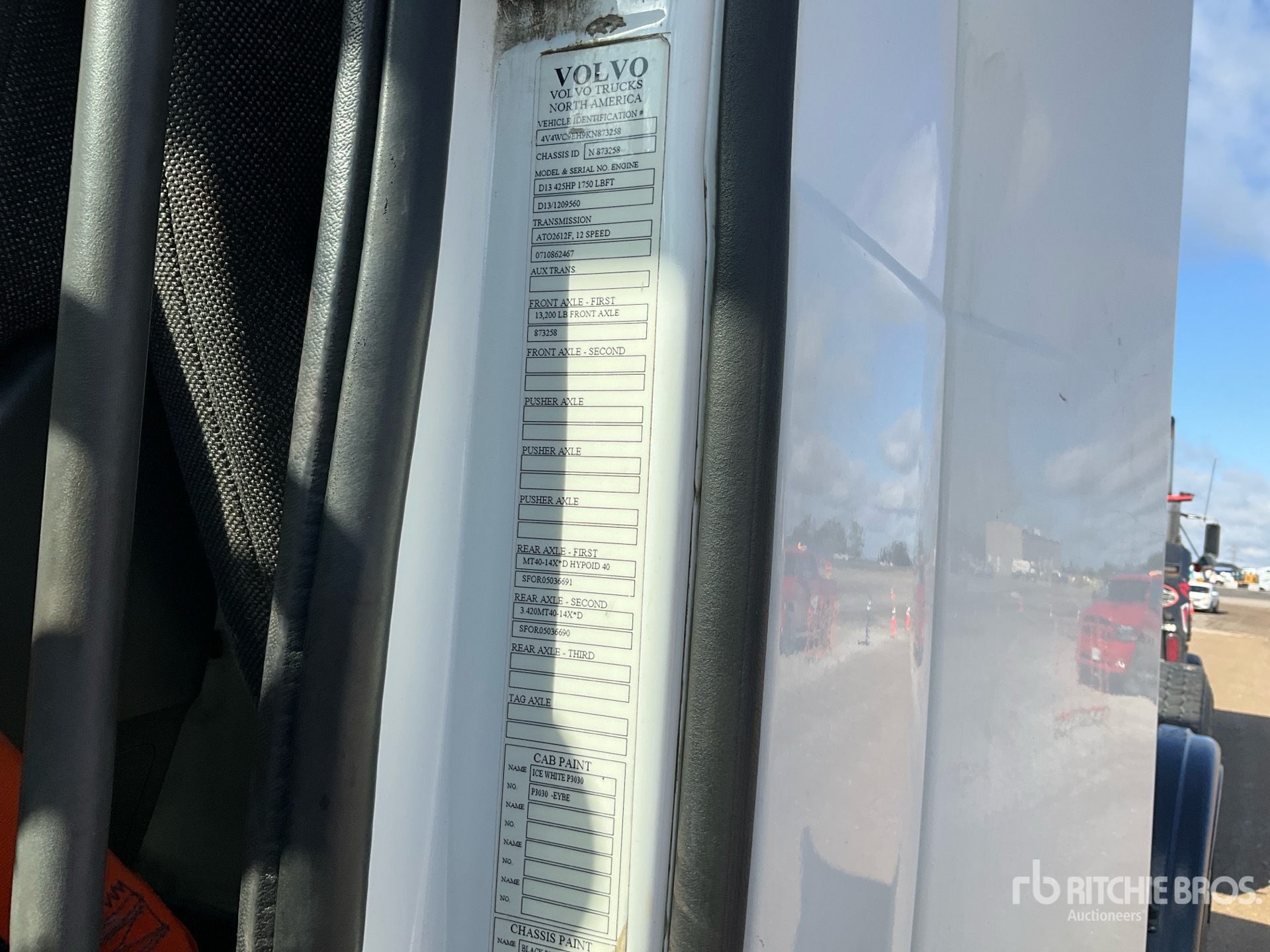 2019 Volvo VNR