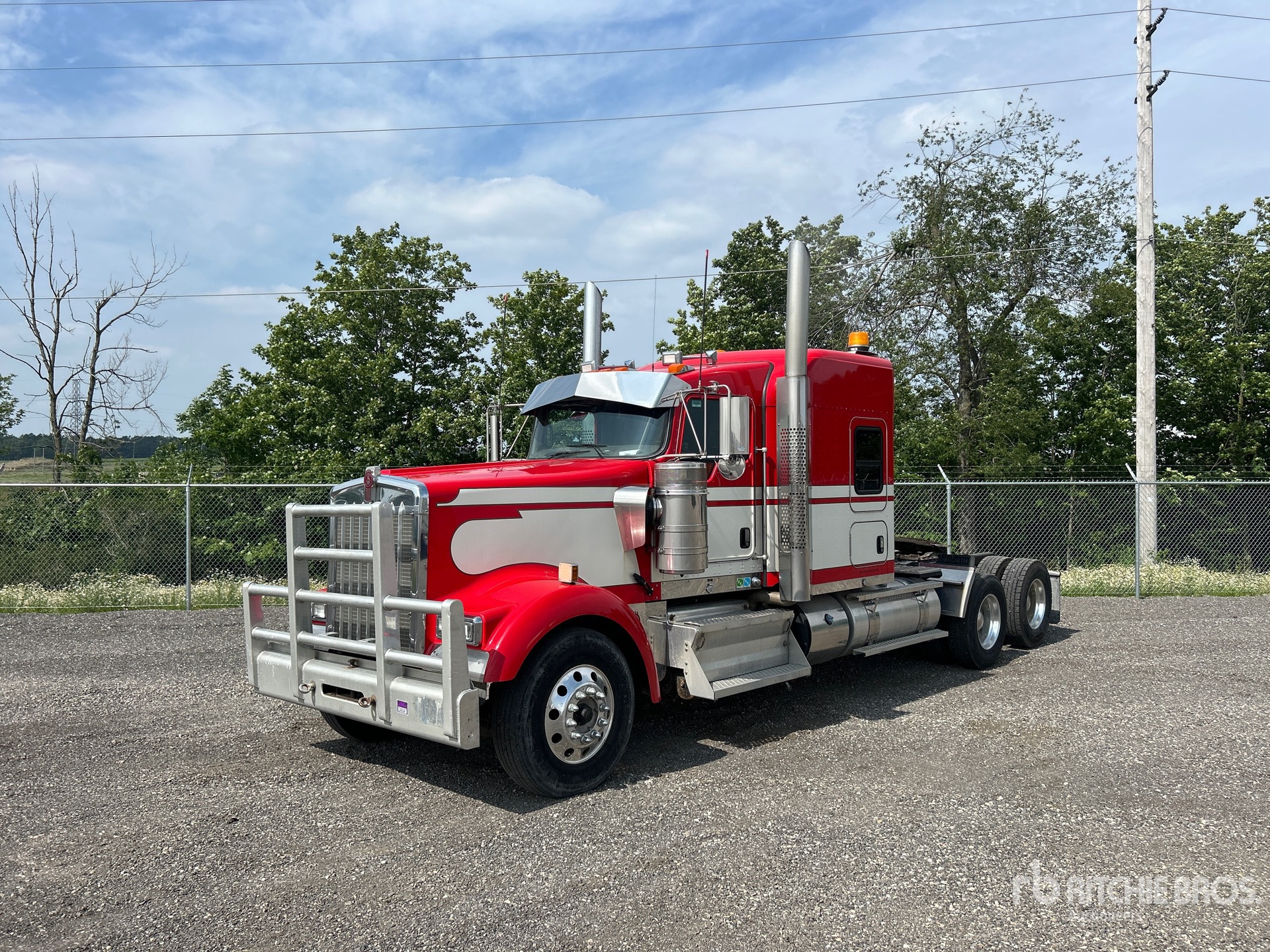 2019 Kenworth W900