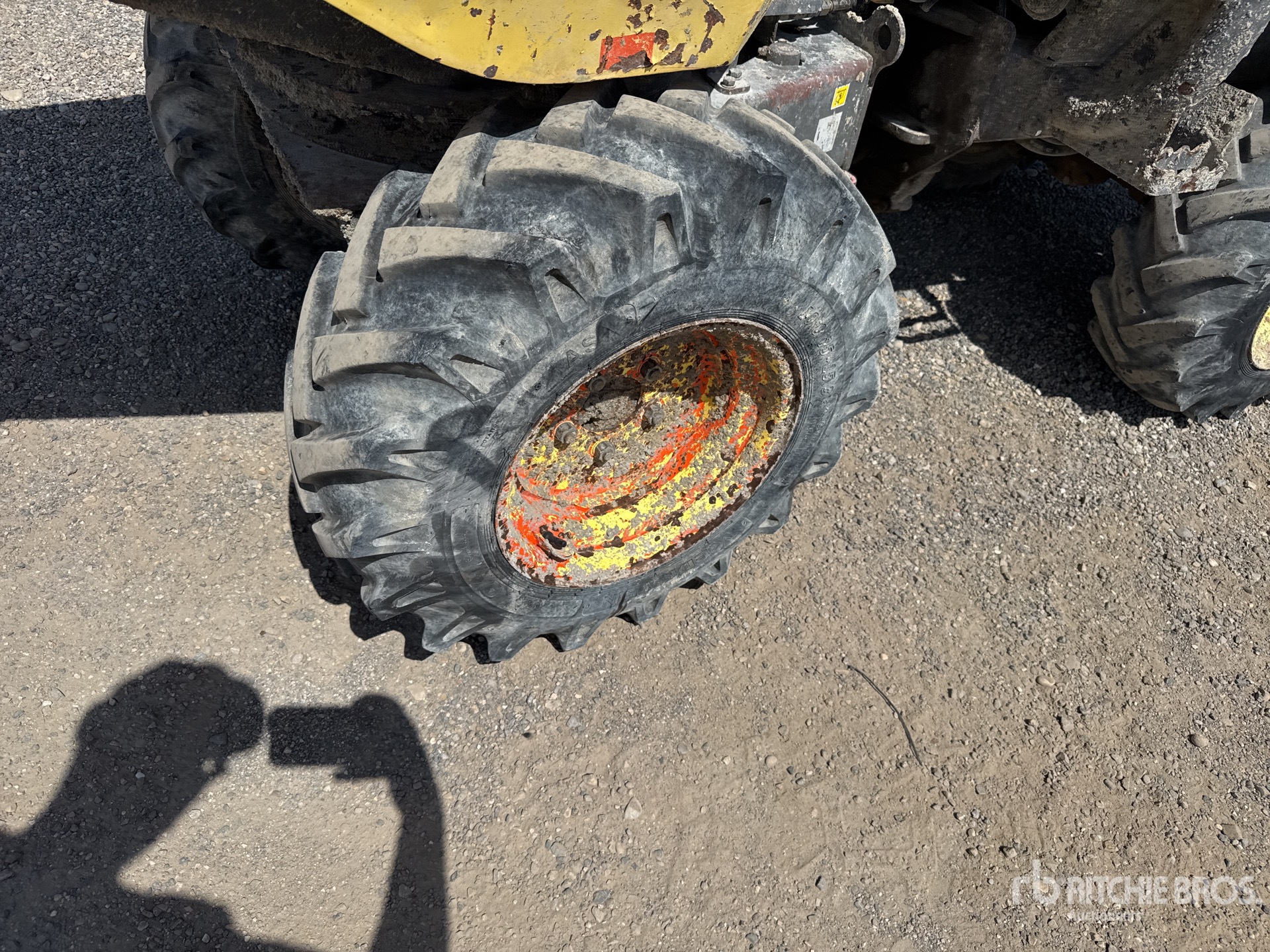 2018 Ausa D120AHG