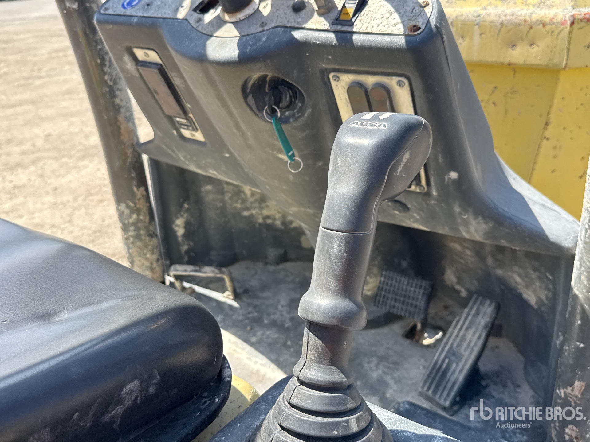 2018 Ausa D120AHG