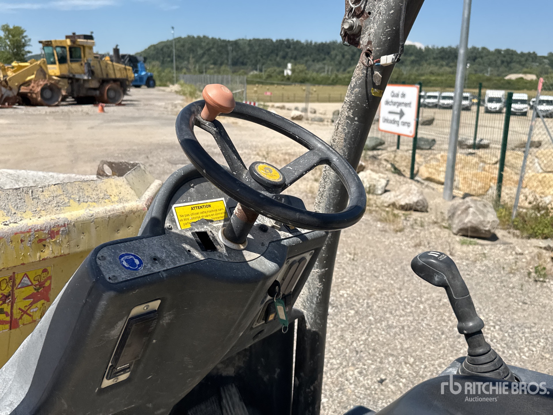 2018 Ausa D120AHG