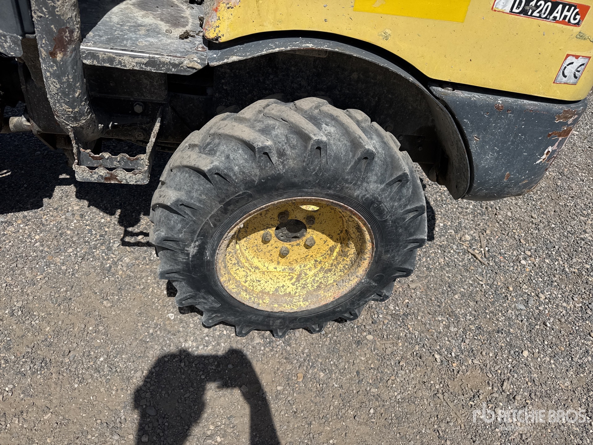 2018 Ausa D120AHG