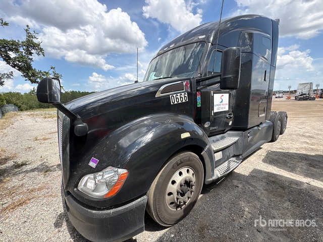 2020 Kenworth T680 6x4 T/a Sleeper Truck Tractor