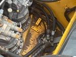 Hydraulics with Hydraulic Center Swivel