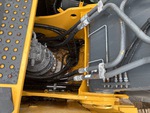 Hydraulics with Hydraulic Center Swivel