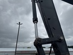 Hydraulics with Bucket Cylinder