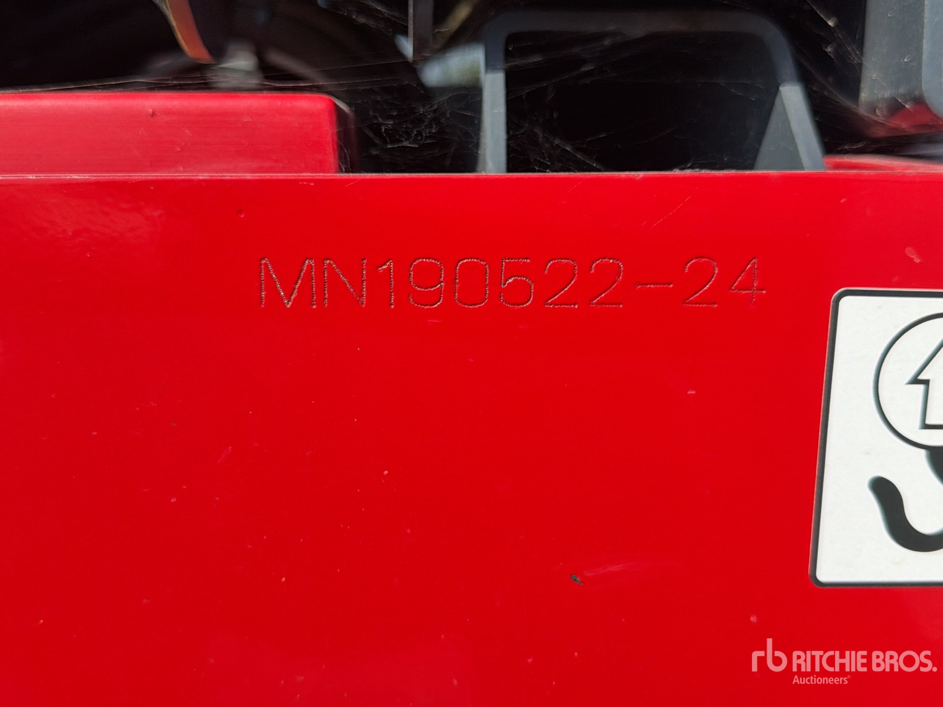 2019 Magni ES0808E