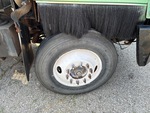 Underbody with Right Steer Tire