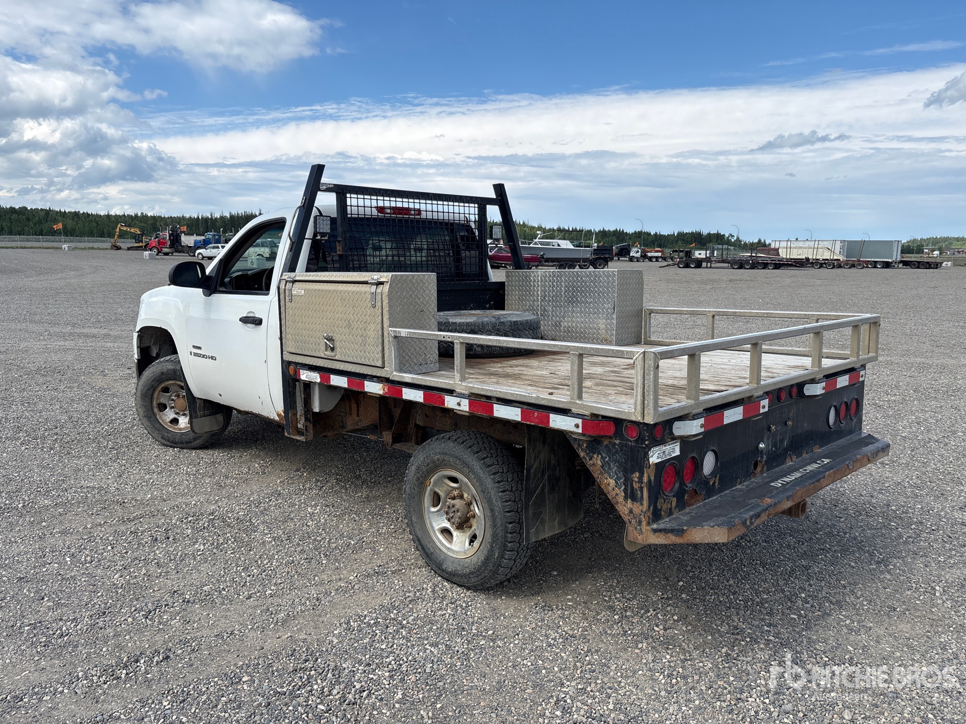 General Appearance with Picture, Left Rear Corner