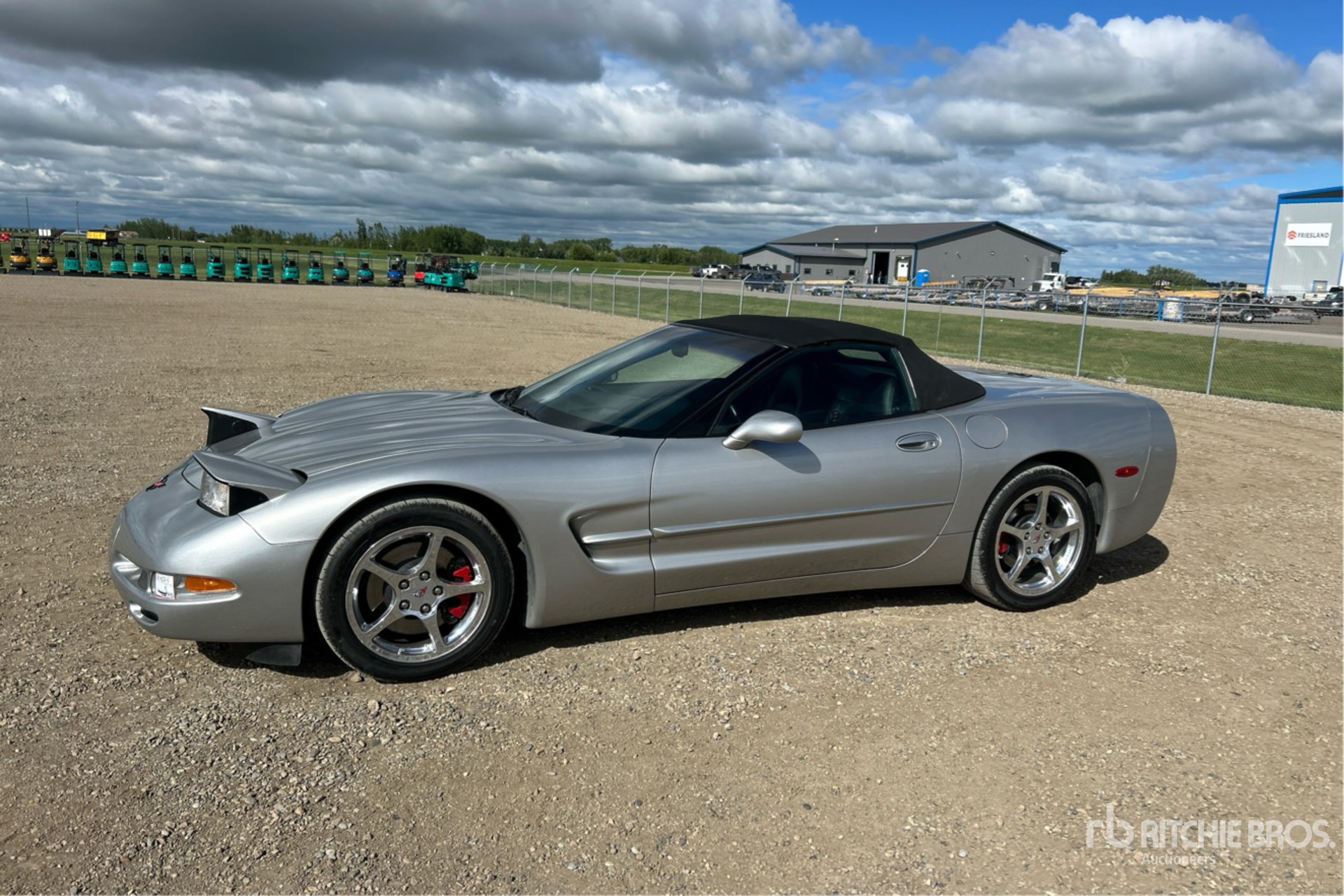 General Appearance with Picture, Left Front Corner