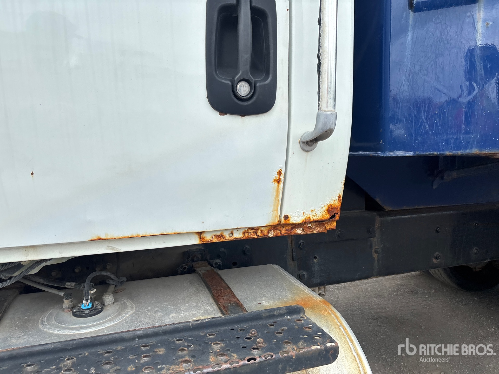 2009 International WORKSTAR SF625