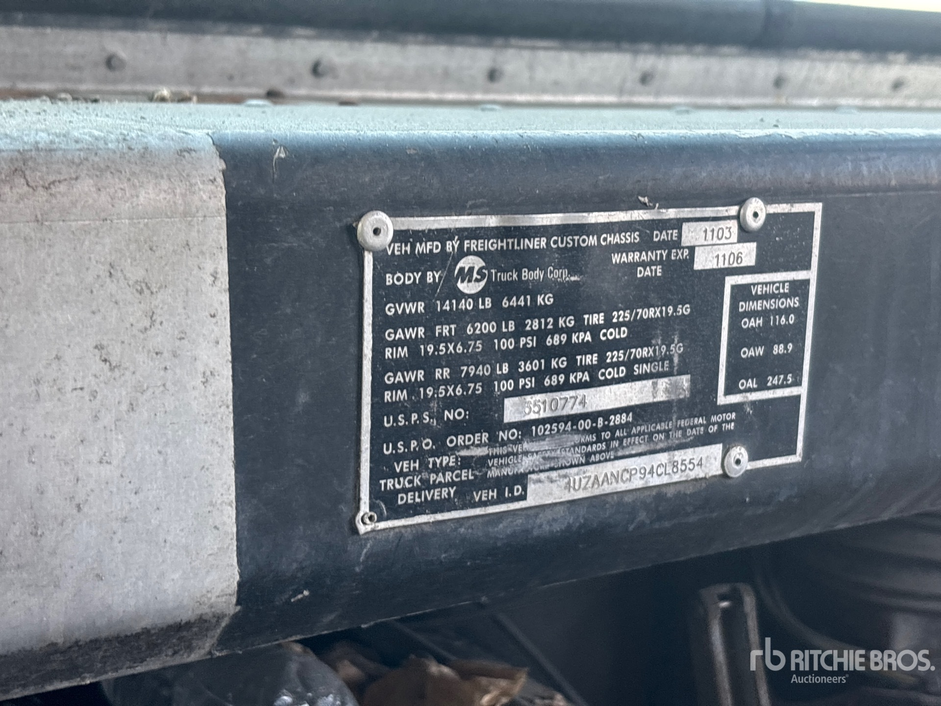 2004 Freightliner MT45