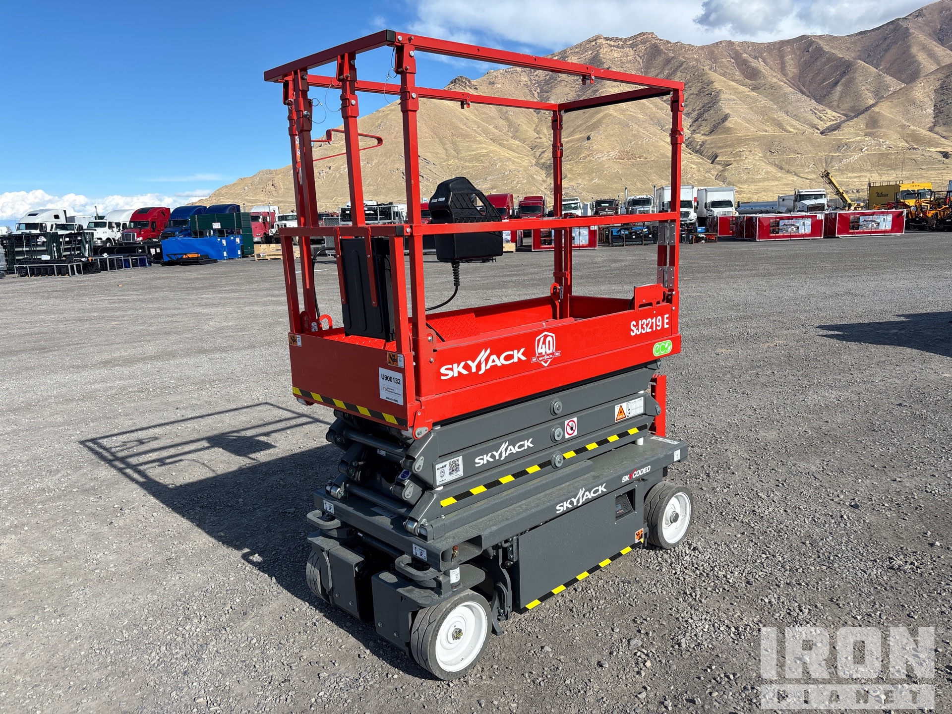 General Appearance - Scissor Lift* with Bild, Ecke vorne links