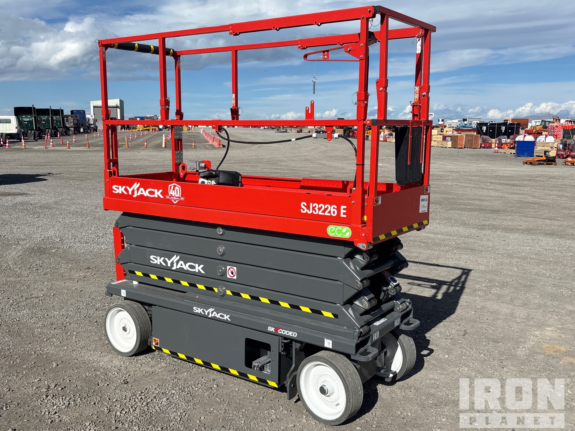 General Appearance - Scissor Lift* with Foto, angolo anteriore destro