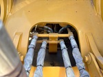 Hydraulics with Hydraulic Center Swivel