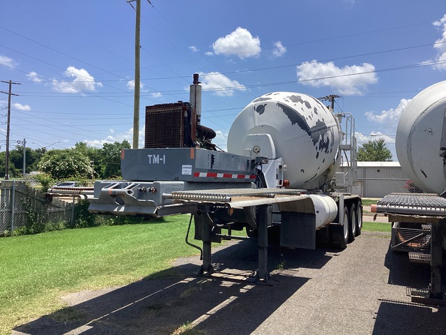 1982 Nabors Tri/A Concrete Mixer Trailer 1982 Nabors Tri/A Concrete Mixer Trailer