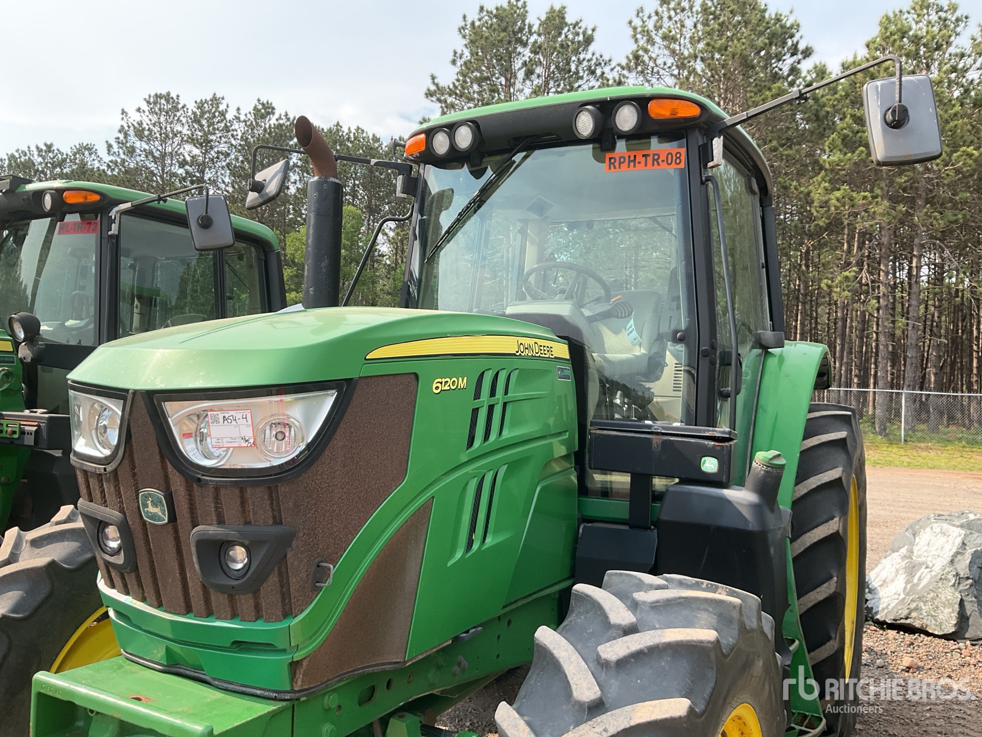 Photo of a 2017 John Deere 6120M