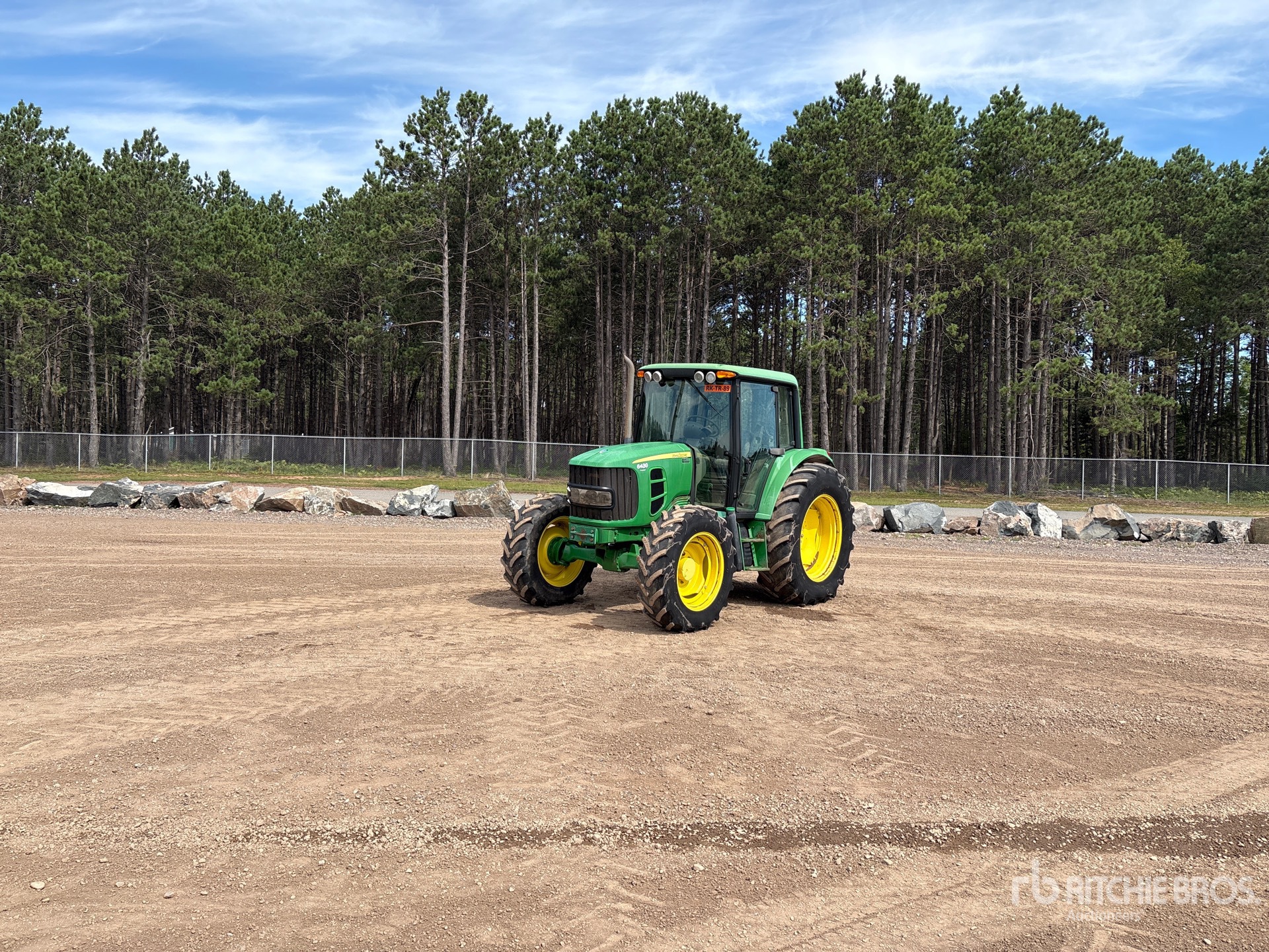 2011 John Deere 6430