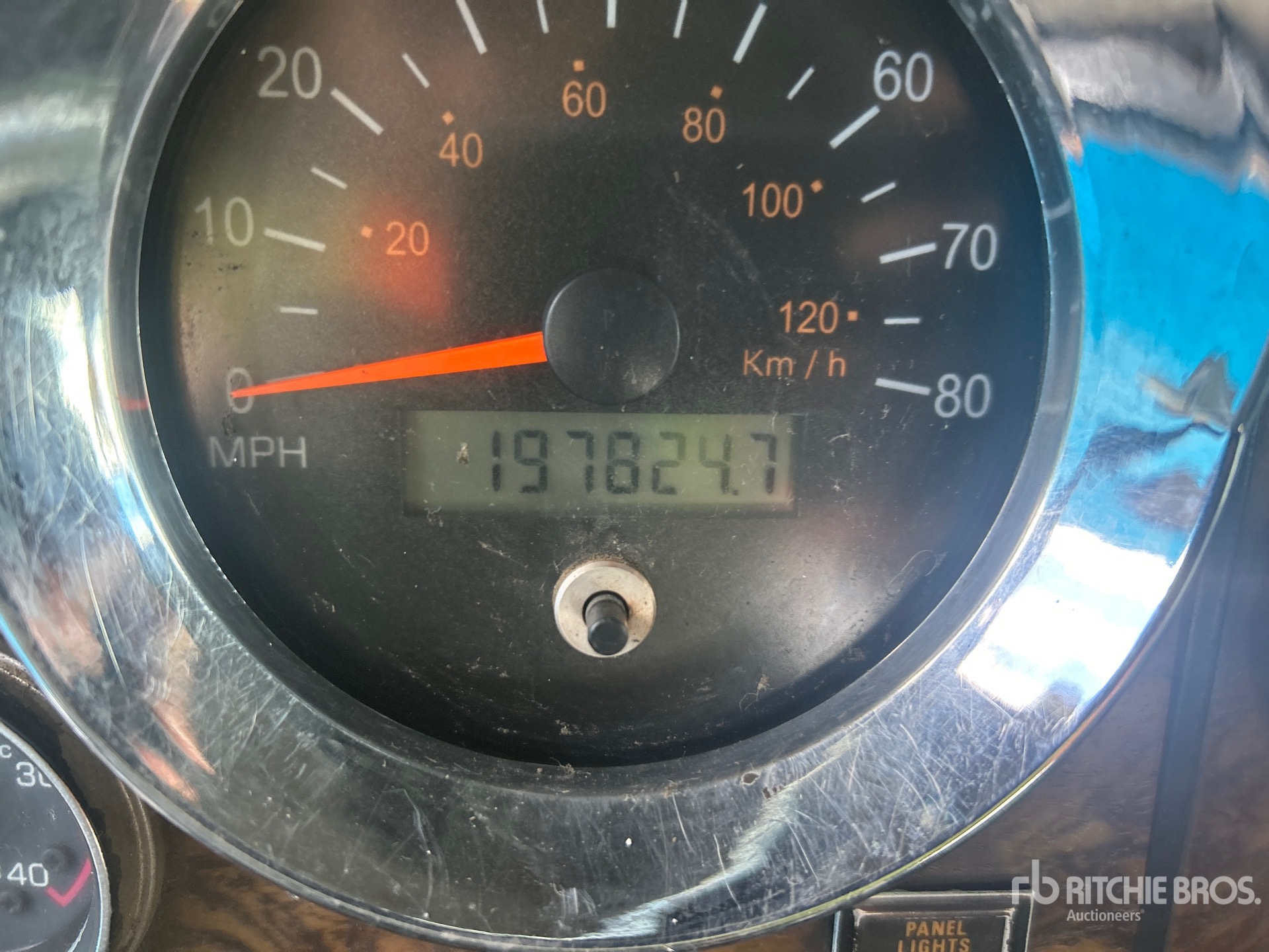 General Appearance with Hour Meter / Odometer
