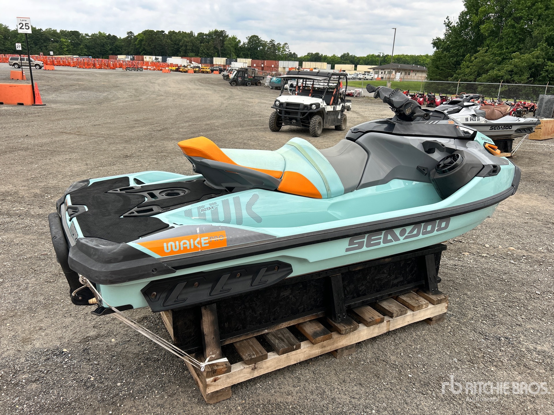 General Appearance with Picture, Right Rear Corner
