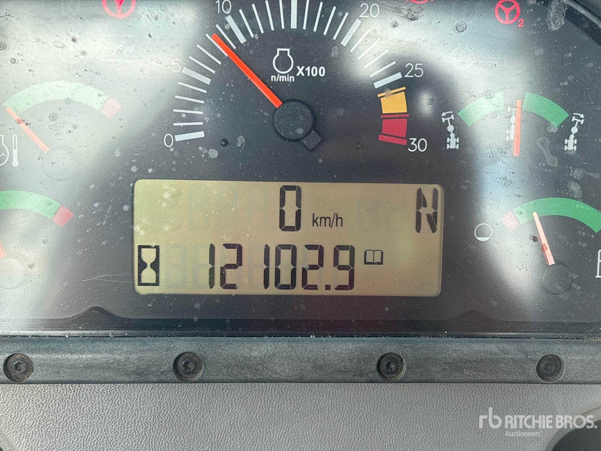 General Appearance with Hour Meter / Odometer