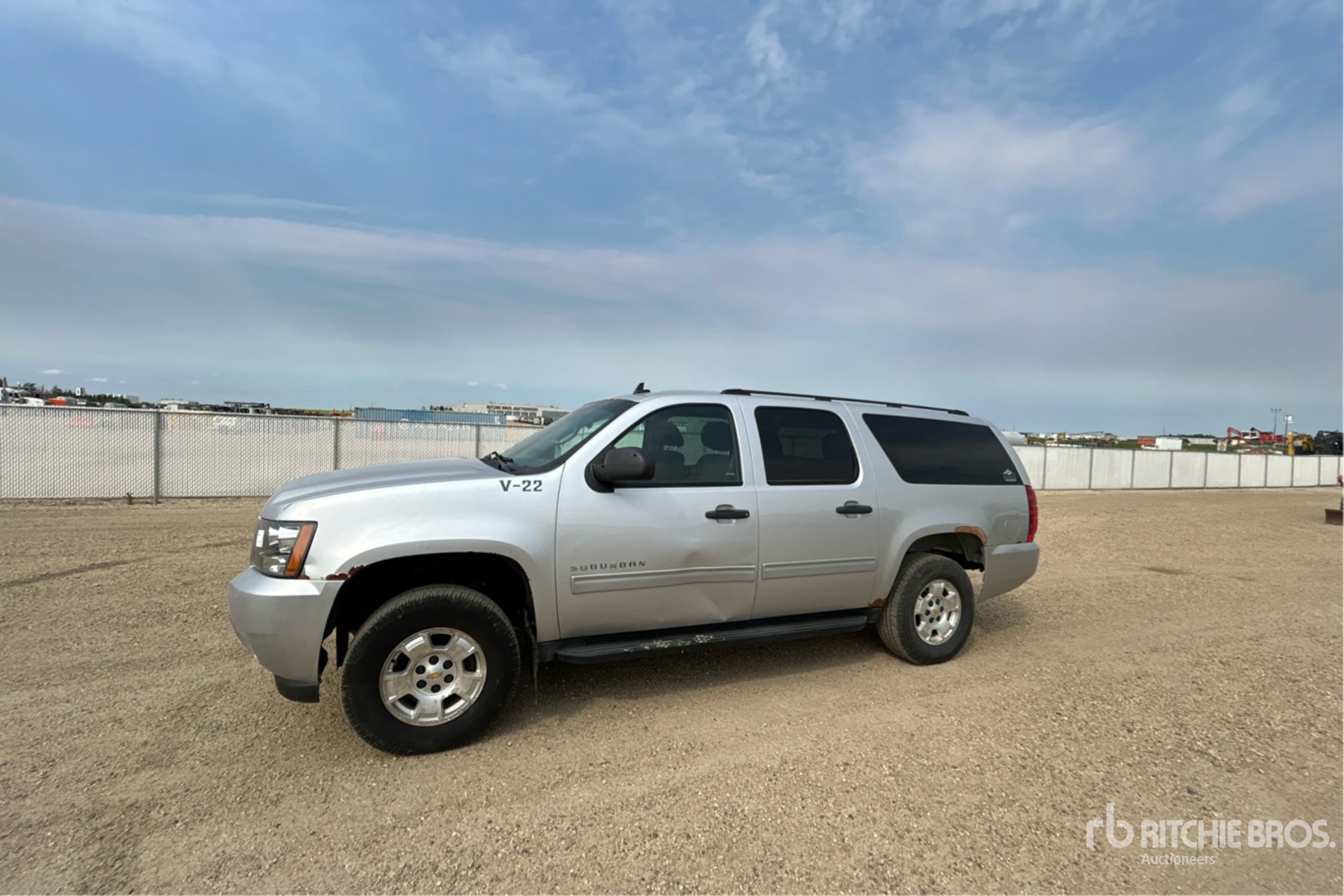 General Appearance with Picture, Left Front Corner