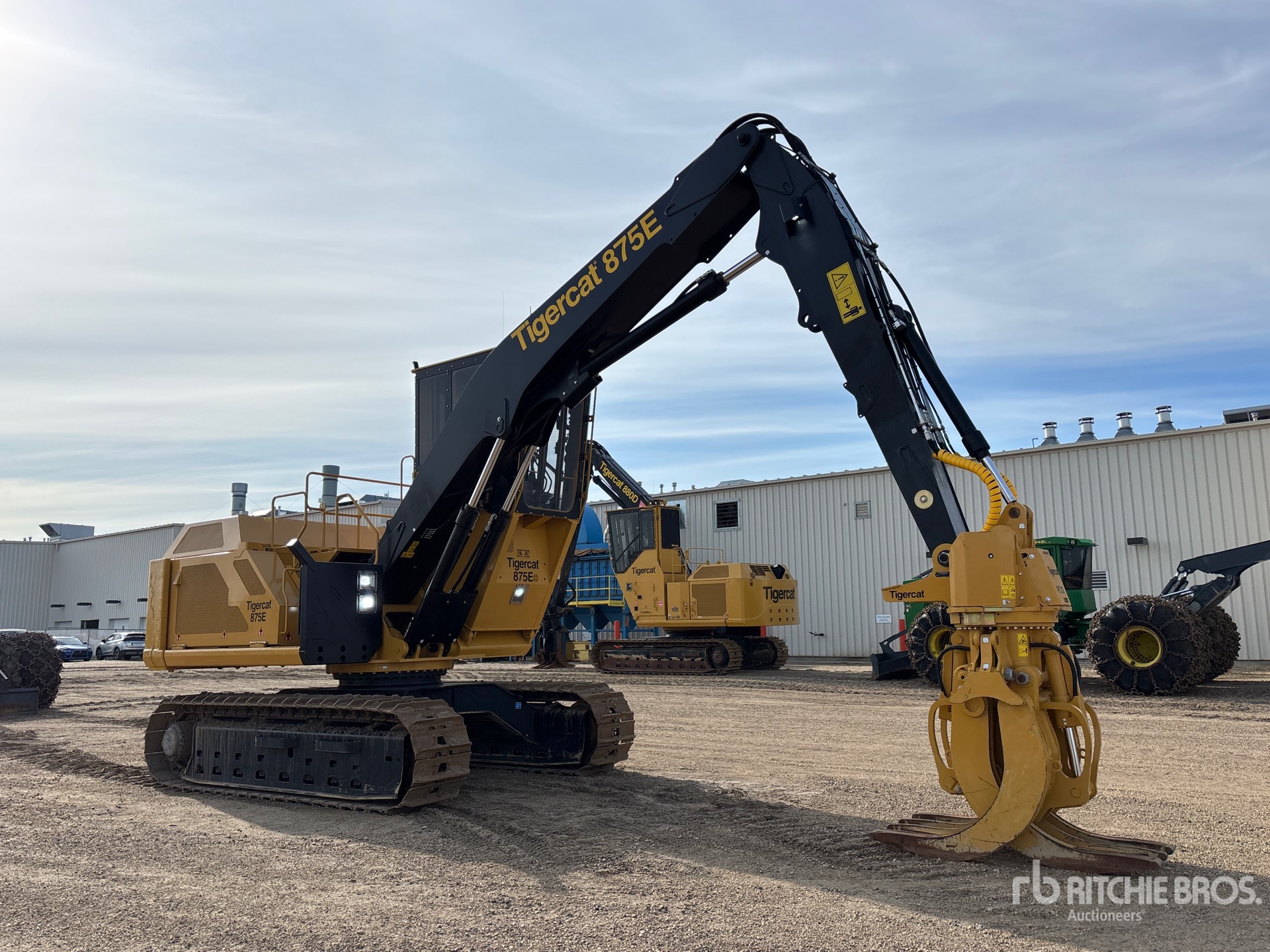 2026 Tigercat 875E