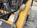 Hydraulics with Auxiliary Hydraulic Plumbing