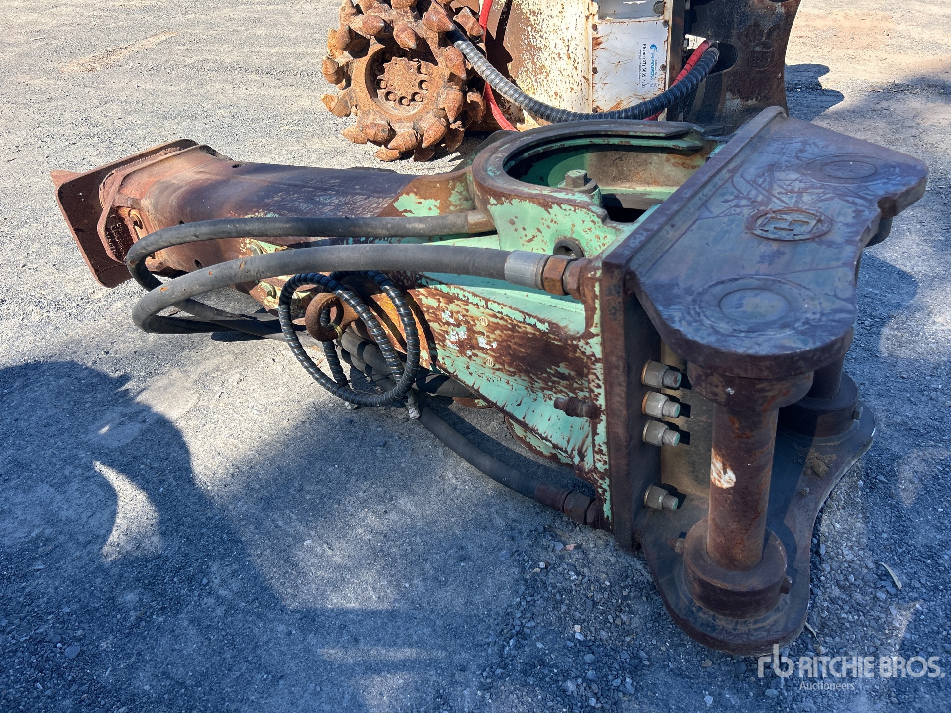General Appearance with Picture, Right Rear Corner