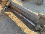 Hydraulics with Blade Side Shift Cylinders