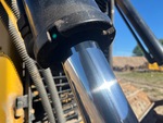 Hydraulics with Blade Lift Cylinders